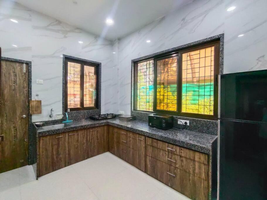 Gk Beach House 5Bhk Pvt Pool Bombaim Exterior foto
